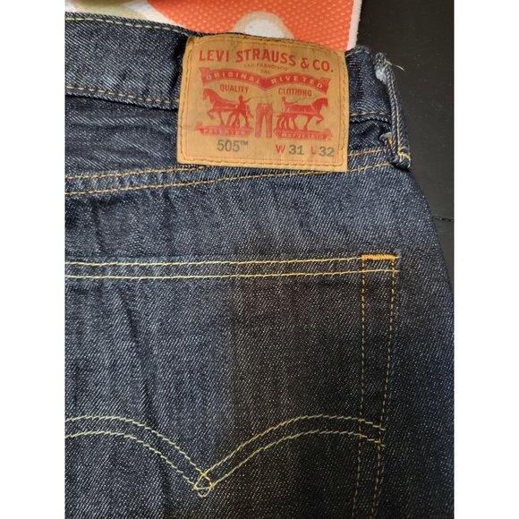 Levi's 505, 31x32 - Picture 3 of 7